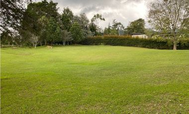 VENTA DE LOTE EN EL RETIRO SECTOR FIZEBAD