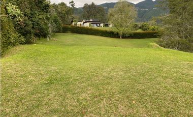 VENTA DE LOTE EN EL RETIRO SECTOR FIZEBAD