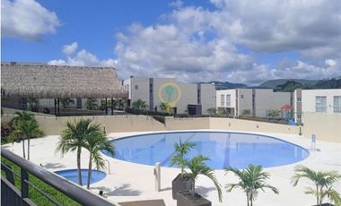 RICAURTE CASA EN CONDOMINIO CON PISCINA