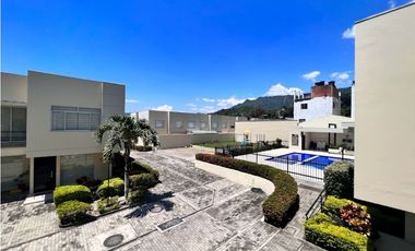 VENDO CASA EN CONJUNTO CERRADO EN VILLETA