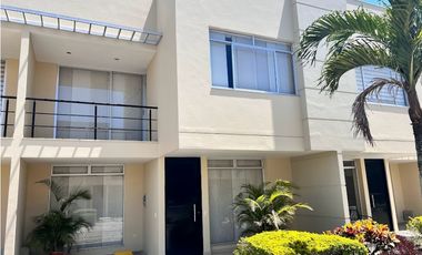 VENDO CASA EN CONJUNTO CERRADO EN VILLETA
