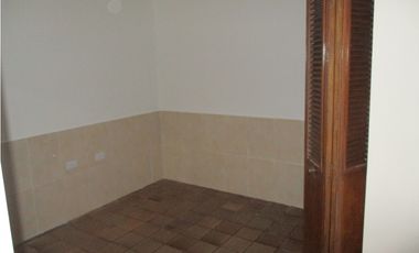 SE ARRIENDAN OFICINAS-101 - FONTIBON CENTRO - NYA