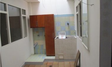 SE ARRIENDAN OFICINAS-101 - FONTIBON CENTRO - NYA