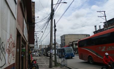 SE ARRIENDAN OFICINAS-101 - FONTIBON CENTRO - NYA