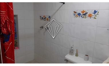 CASA EN VENTA EN LA CEJA