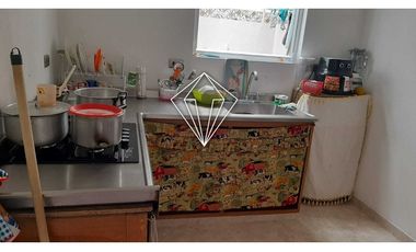 CASA EN VENTA EN LA CEJA