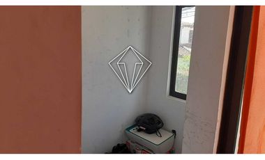 CASA EN VENTA EN LA CEJA