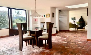 SE VENDE CASA CAMPESTRE, LA CALERA(Cundinamarca)VEREDA EL SALITRE