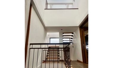 SE VENDE CASA CAMPESTRE, LA CALERA(Cundinamarca)VEREDA EL SALITRE