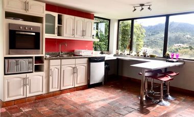 SE VENDE CASA CAMPESTRE, LA CALERA(Cundinamarca)VEREDA EL SALITRE