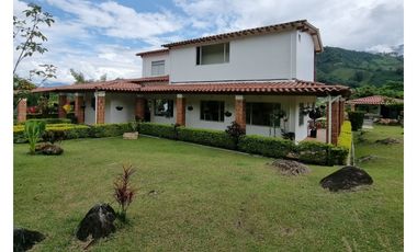 Finca en venta en Ciudad Bolívar - Vereda Farallones