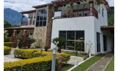 Finca en venta en Ciudad Bolívar - Vereda Farallones
