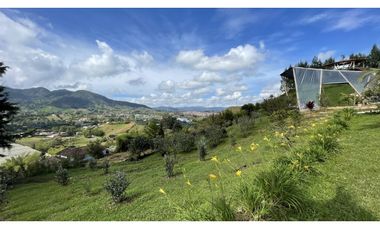 Finca Ecoturística en Venta – El Carmen de Viboral. 5.720 m2