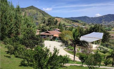 Finca Ecoturística en Venta – El Carmen de Viboral. 5.720 m2