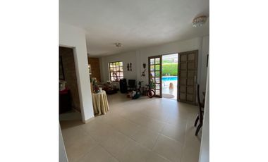 Casa de verano en zona urbana de San Jerónimo