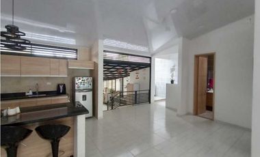 Casa Urbana a solo 6 cuadras del Parque de La Mesa Cundi