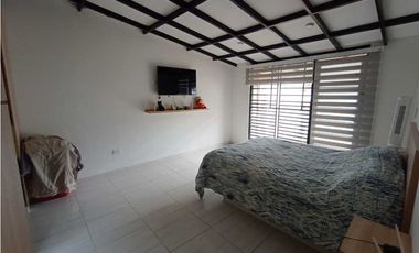 Casa Urbana a solo 6 cuadras del Parque de La Mesa Cundi