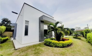 Se Vende  Casa Campestre Vía El Eden Armenia Quindío