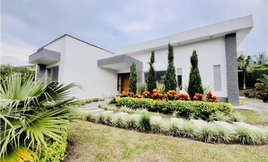 Se Vende  Casa Campestre Vía El Eden Armenia Quindío