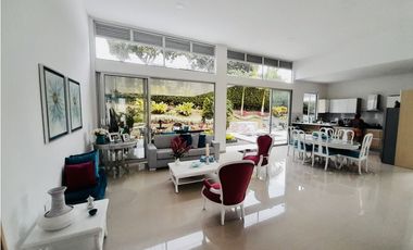 Se Vende  Casa Campestre Vía El Eden Armenia Quindío