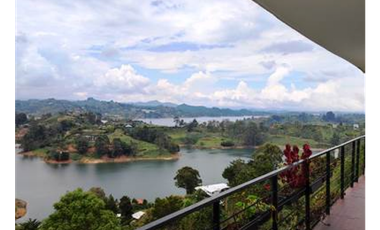 Casa finca Guatapé con hermosa vista 360 grados