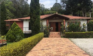 Casa en venta en el Retiro en unidad cerrada campestre