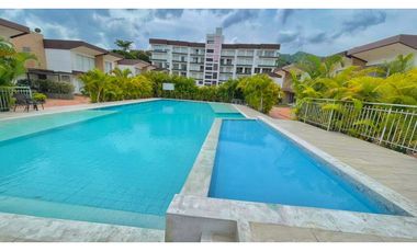 Maat vende hermosa Casa en Condominio-Villeta 216m2, $650Millones