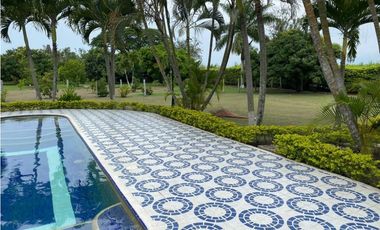 Se vende finca amoblada de 7.500m2 de terreno y con piscina Rozo Valle