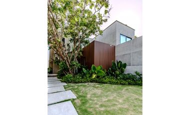 SE VENDE CASA DE LUJO EN PRADOMAR