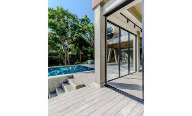 SE VENDE CASA DE LUJO EN PRADOMAR