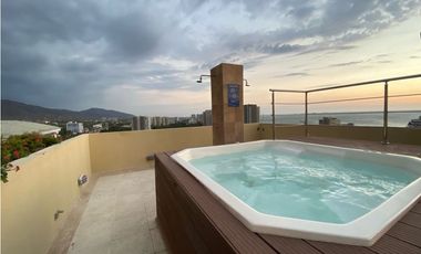 Bonito apartamento con vista al mar