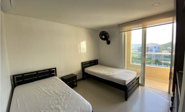 Bonito apartamento con vista al mar