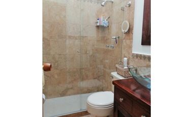 VENDO CASA SECTOR TESORO