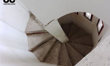 Se venden casa y apartamento en barrio centro