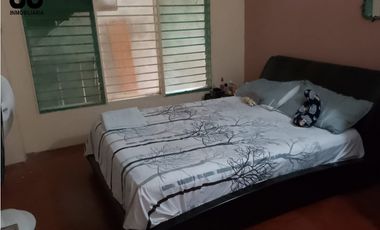 Se venden casa y apartamento en barrio centro