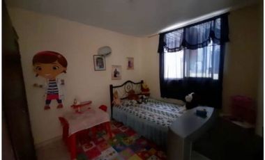 Casa multifamiliar de tres pisos en venta Barrio Olímpico Palmira