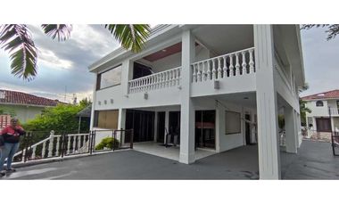 Casa Con Piscina Privada En Conjunto Urbano En La Mesa Cundi