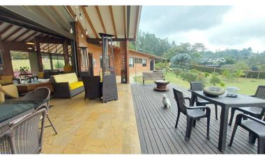 Vendo espectacular Casa Campestre Alto del Escobero