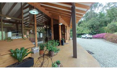 Vendo espectacular Casa Campestre Alto del Escobero