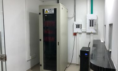 SE ARRIENDA OFICINA