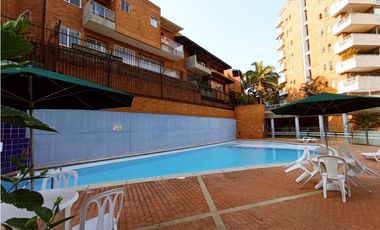 SE ALQUILA APARTAMENTO AMOBLADO EN CR LAGOS DEL POLO 2