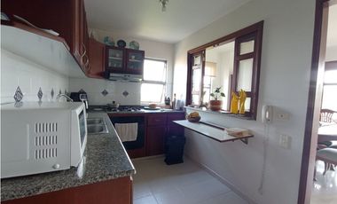 SE ALQUILA APARTAMENTO AMOBLADO EN CR LAGOS DEL POLO 2