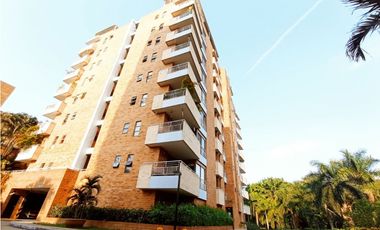 SE ALQUILA APARTAMENTO AMOBLADO EN CR LAGOS DEL POLO 2
