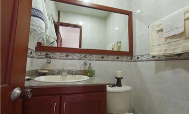 SE ALQUILA APARTAMENTO AMOBLADO EN CR LAGOS DEL POLO 2