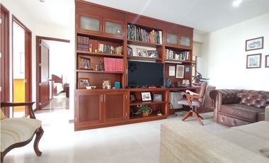 SE ALQUILA APARTAMENTO AMOBLADO EN CR LAGOS DEL POLO 2