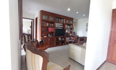 SE ALQUILA APARTAMENTO AMOBLADO EN CR LAGOS DEL POLO 2