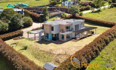Se Vende Casa en Yerbabonita Bosque Nativo, Sopo