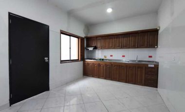 ARRIENDO CASA EN MEDELLIN LAURELES