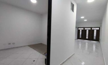ARRIENDO CASA EN MEDELLIN LAURELES