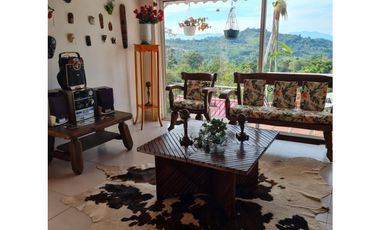 Casa Quinta campestre en venta en condominio ubicada en Sasaima